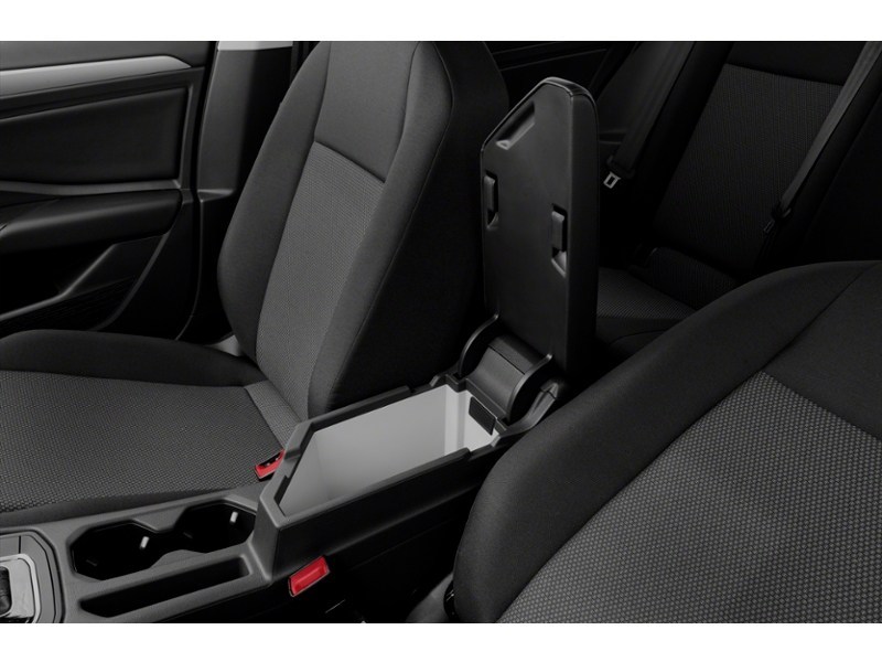 2019 Volkswagen Jetta Highline Manual Interior Shot 7