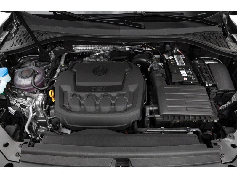 2021 Volkswagen Tiguan Highline Exterior Shot 3