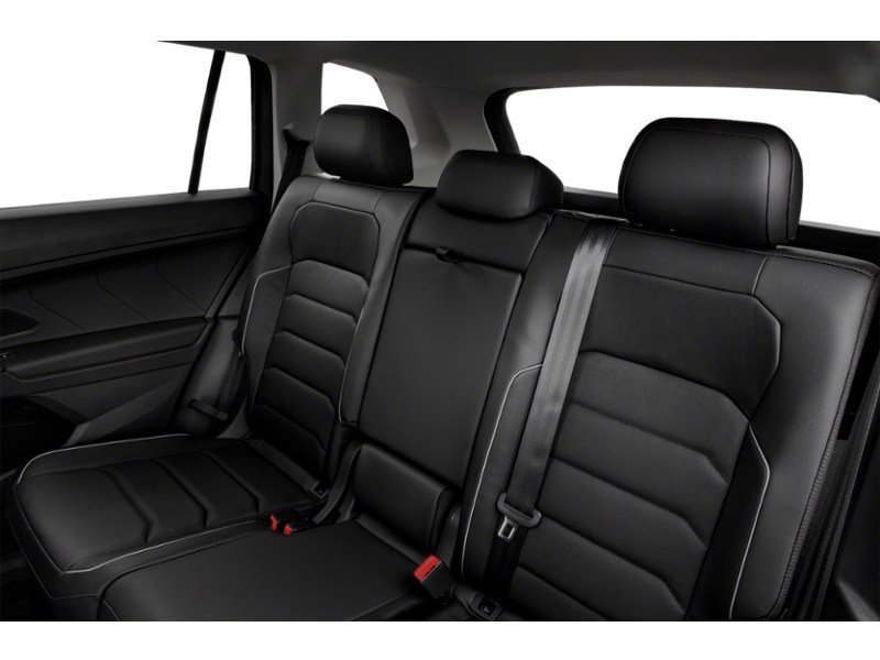 2019 Volkswagen Tiguan Highline 4MOTION Interior Shot 5