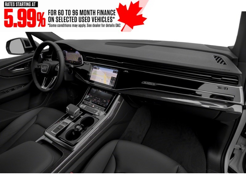 2022 Audi Q7 Progressiv 55 TFSI quattro Interior Shot 1