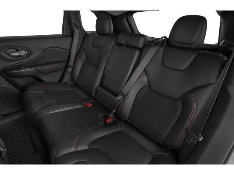 2022 Jeep Cherokee Trailhawk Interior Shot 5