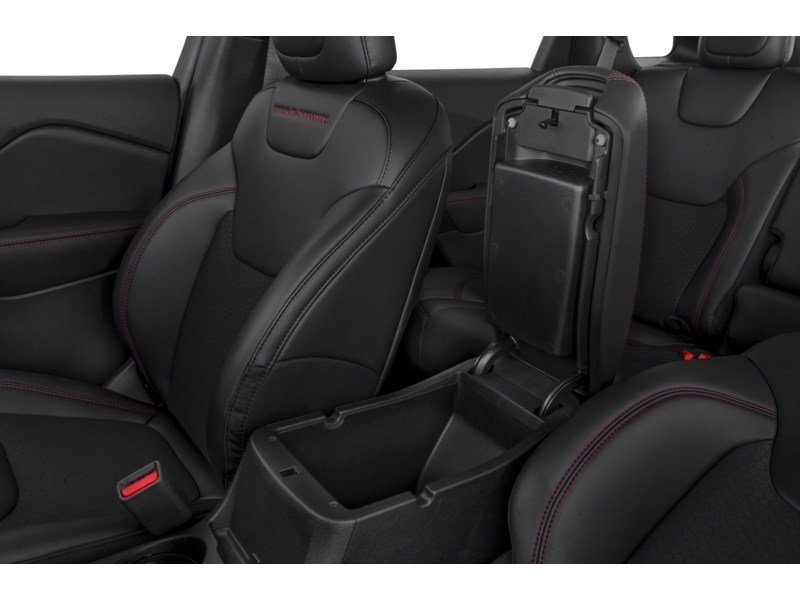 2022 Jeep Cherokee Trailhawk Interior Shot 7