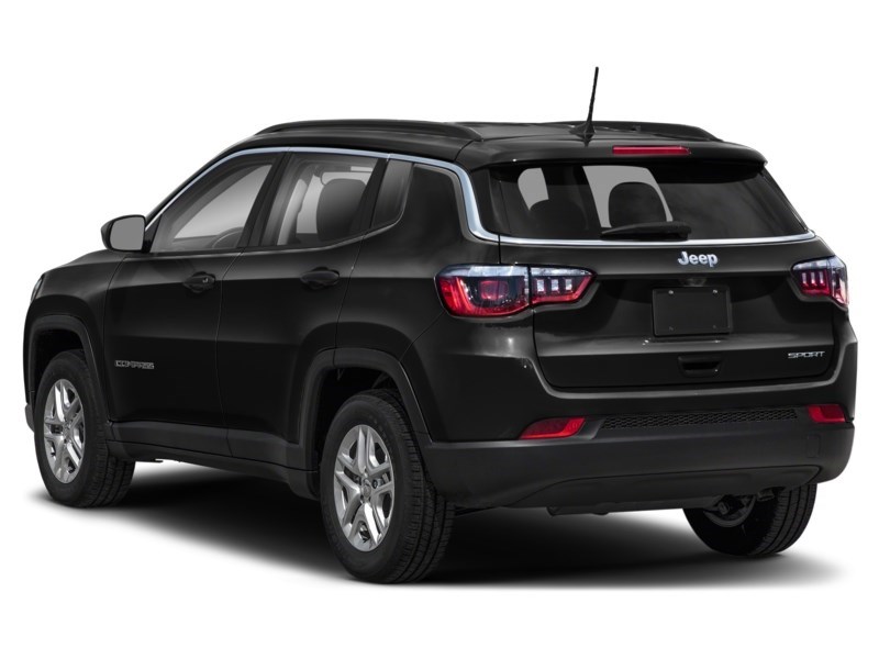2020 Jeep Compass Altitude 4x4 Exterior Shot 9