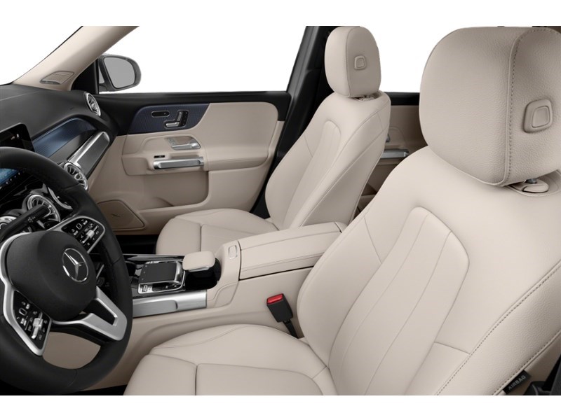 2020 Mercedes-Benz GLB 250 Base Interior Shot 4