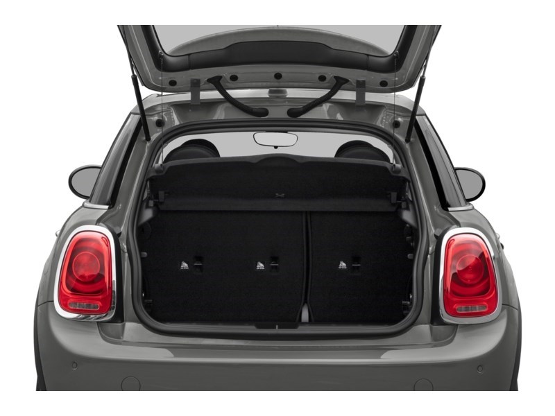 2020 MINI 5 Door Cooper FWD Exterior Shot 4