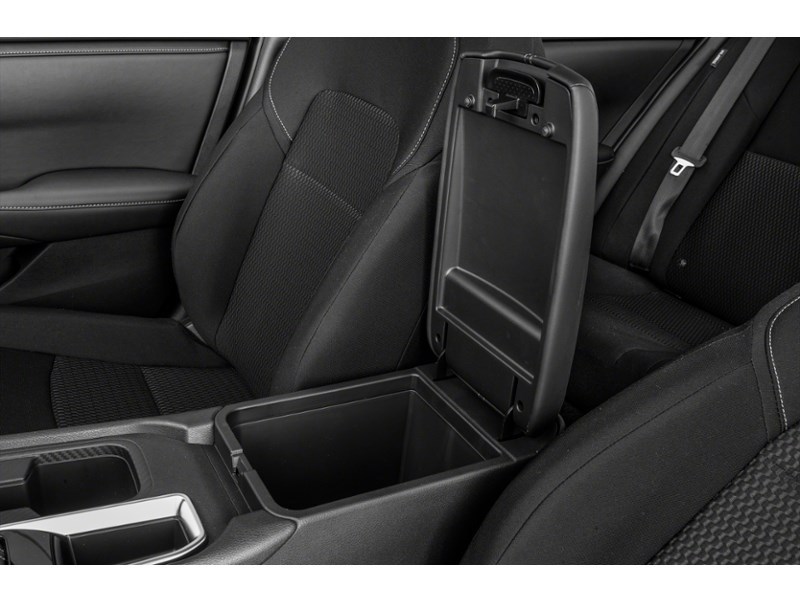 2020 Nissan Sentra SV CVT Interior Shot 7