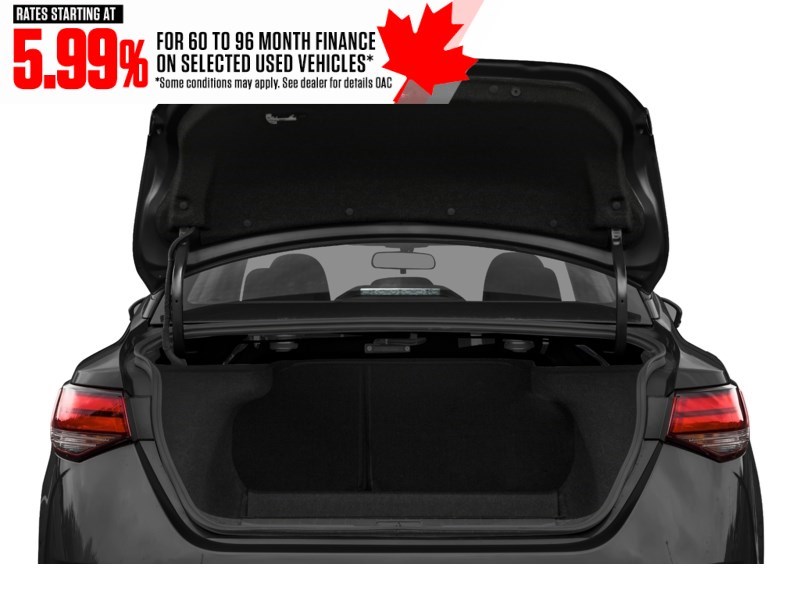 2021 Nissan Sentra SR CVT Exterior Shot 4