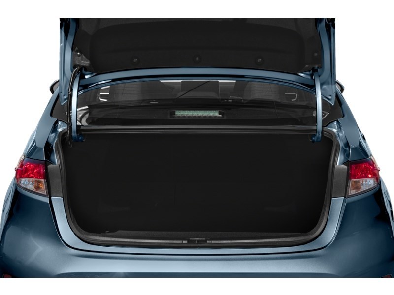 2021 Toyota Corolla LE CVT Exterior Shot 4