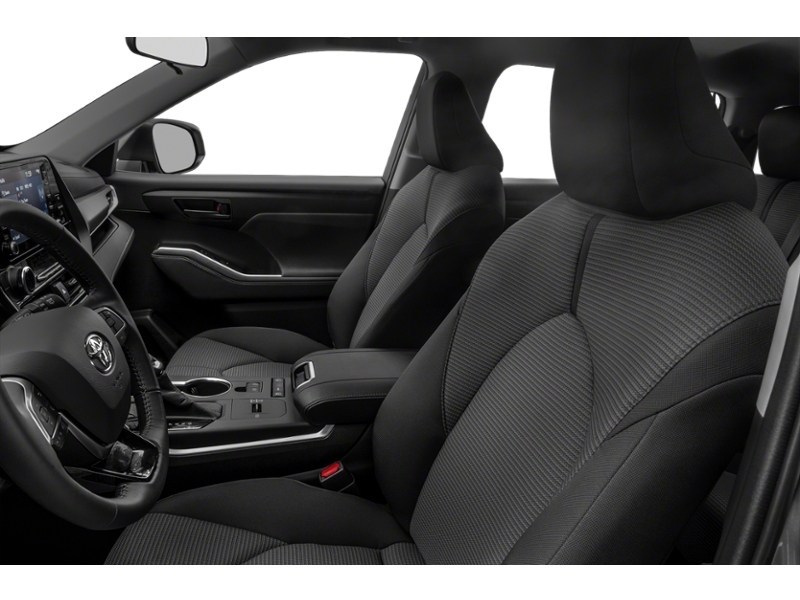 2020 Toyota Highlander LE AWD Interior Shot 4