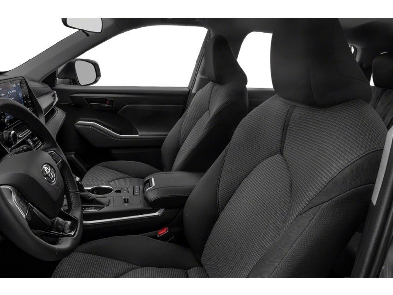 2020 Toyota Highlander LE AWD Interior Shot 4