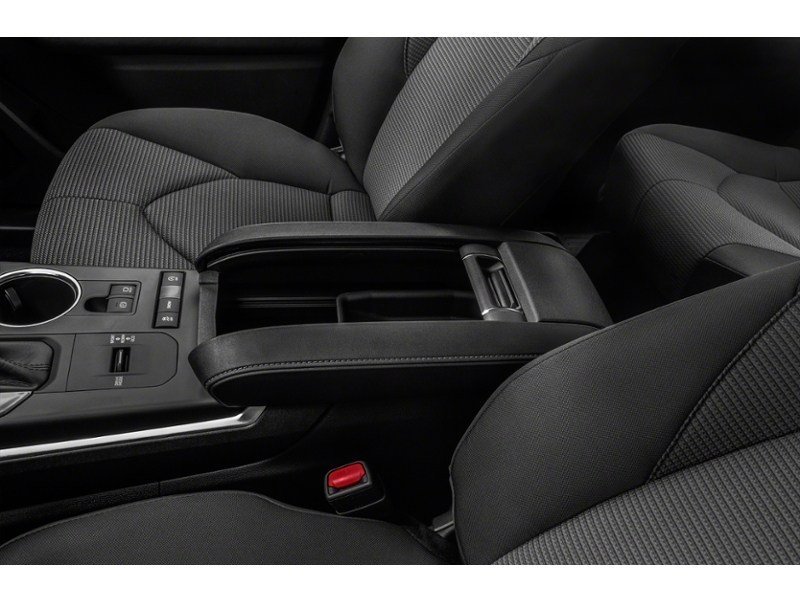 2020 Toyota Highlander LE AWD Interior Shot 7