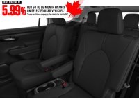 2021 Toyota Highlander XLE AWD Interior Shot 5