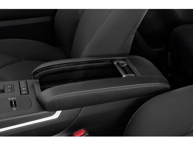 2022 Toyota Highlander Hybrid Hybrid LE AWD Interior Shot 7