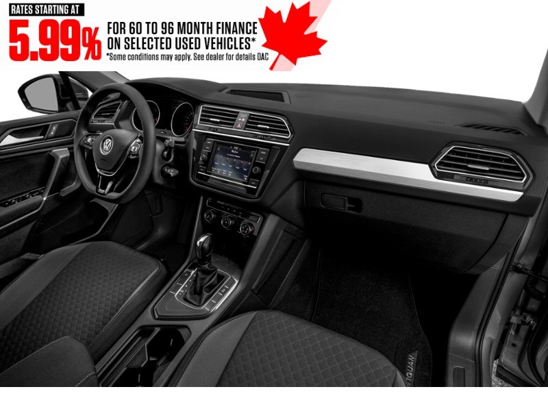 2021 Volkswagen Tiguan Trendline 4MOTION Interior Shot 1