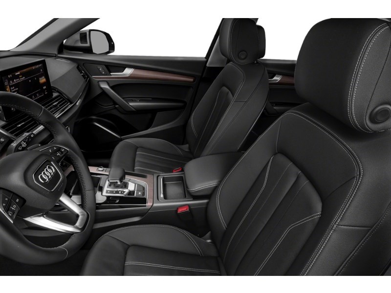 2022 Audi Q5 45 Technik Interior Shot 4