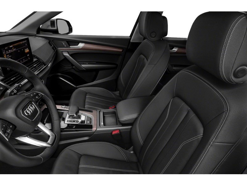 2022 Audi Q5 45 Technik Interior Shot 4