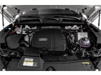2022 Audi Q5 45 Progressiv Exterior Shot 3