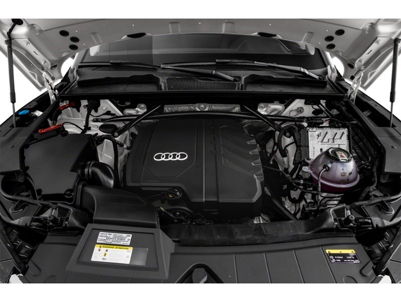 2022 Audi Q5 45 Technik Exterior Shot 3