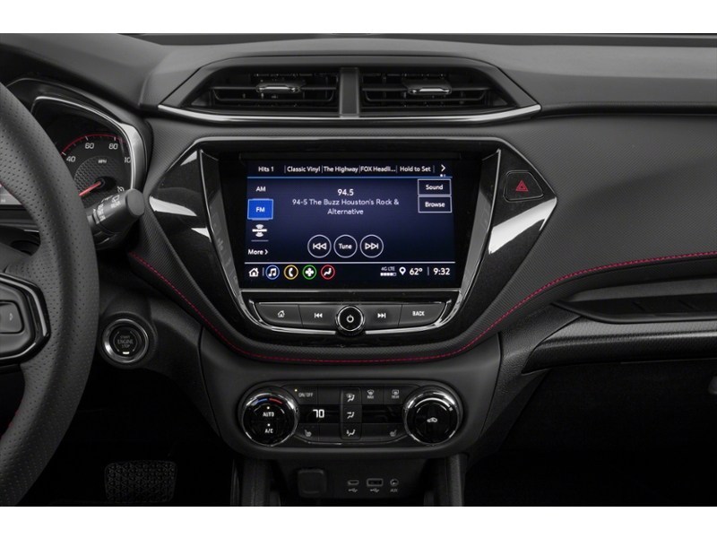 2022 Chevrolet Trailblazer AWD 4dr RS Interior Shot 2