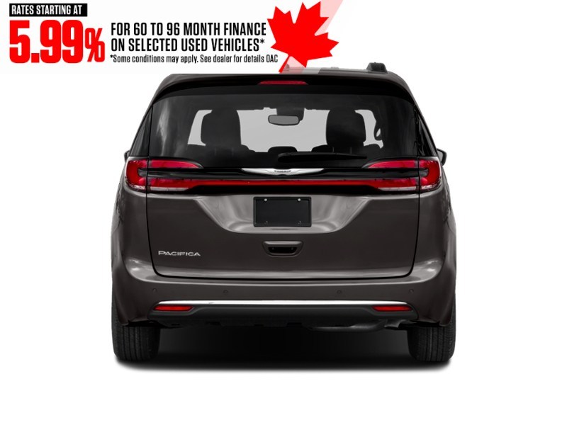 2022 Chrysler Pacifica Touring L FWD Exterior Shot 7