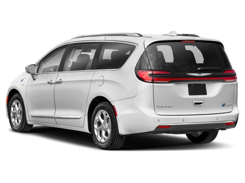 2022 Chrysler Pacifica Hybrid Limited 2WD Exterior Shot 9