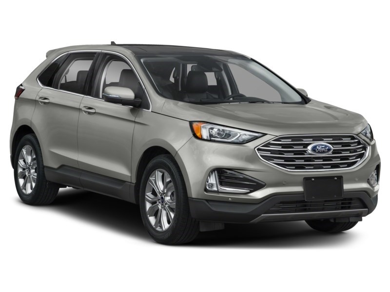 2021 Ford Edge Titanium AWD Exterior Shot 8
