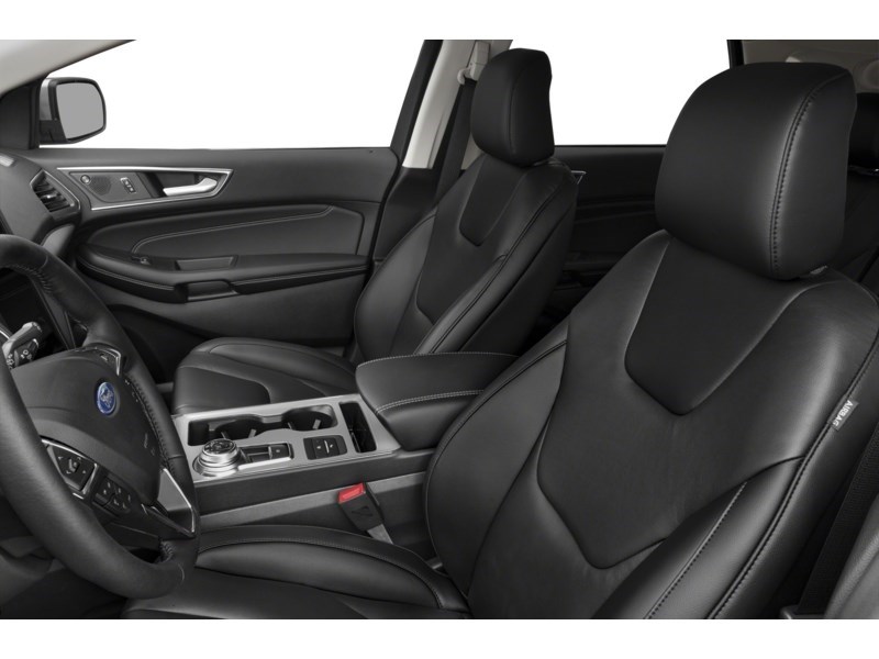 2021 Ford Edge Titanium AWD Interior Shot 4
