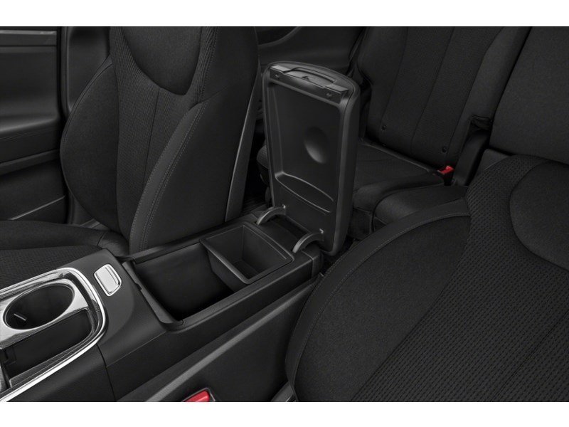 2022 Hyundai Santa Fe Preferred AWD w/Trend Package Interior Shot 7