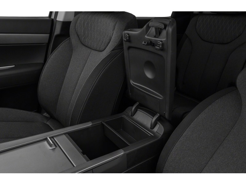 2020 Hyundai Palisade Essential 8-Passenger FWD Interior Shot 7