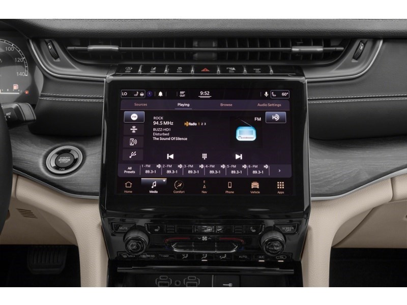 2021 Jeep Grand Cherokee L Summit 4x4 Interior Shot 2