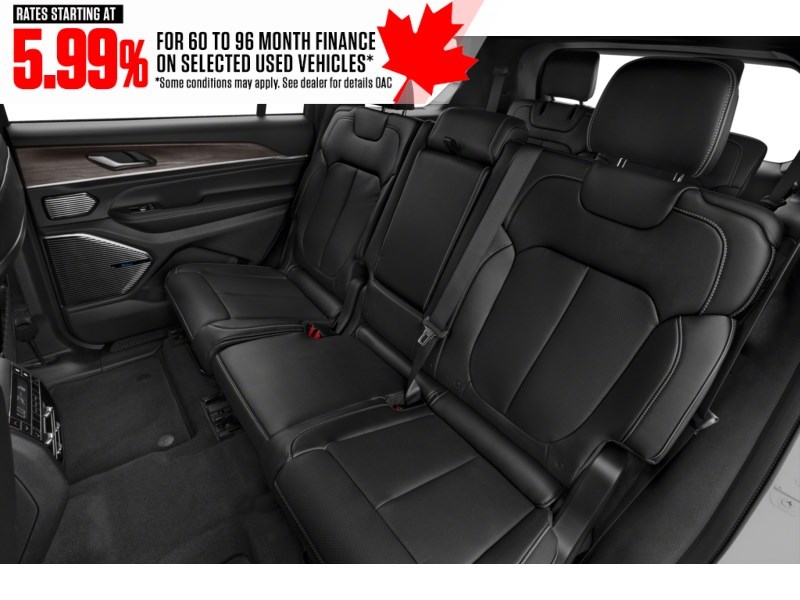 2021 Jeep Grand Cherokee L Overland 4x4 Interior Shot 5