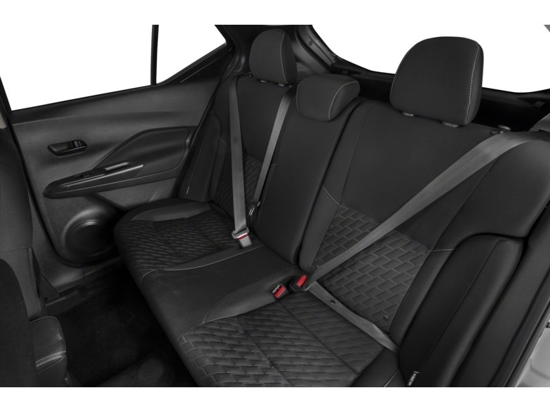 2021 Nissan Kicks S FWD Interior Shot 5