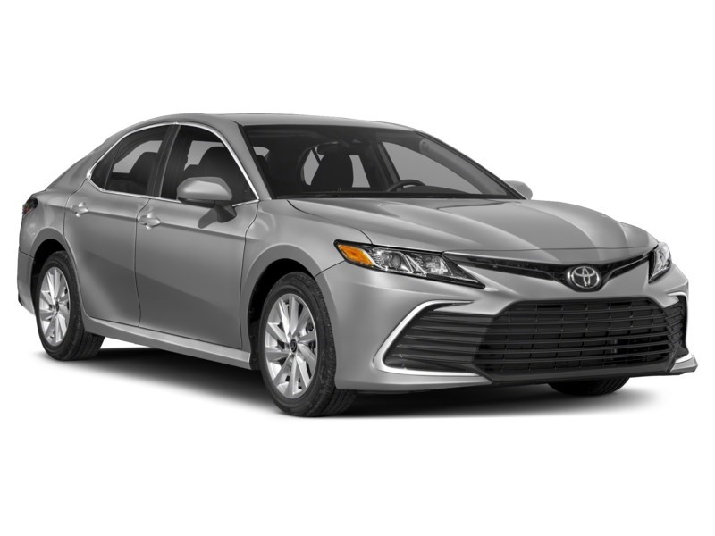 2022 Toyota Camry LE Auto Exterior Shot 8