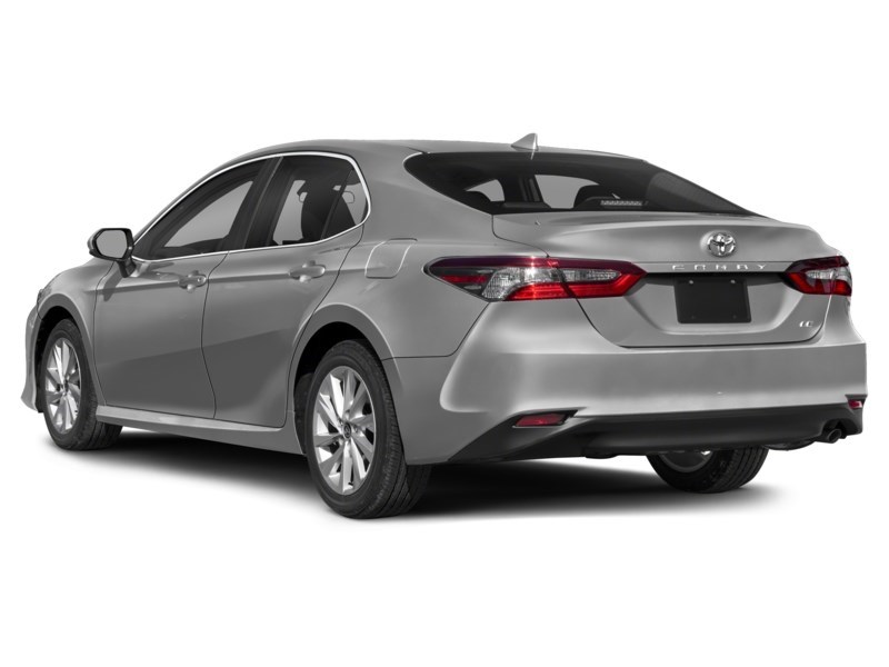 2022 Toyota Camry LE Auto Exterior Shot 9