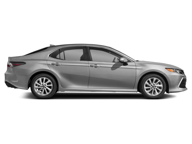 2022 Toyota Camry LE Auto Exterior Shot 10