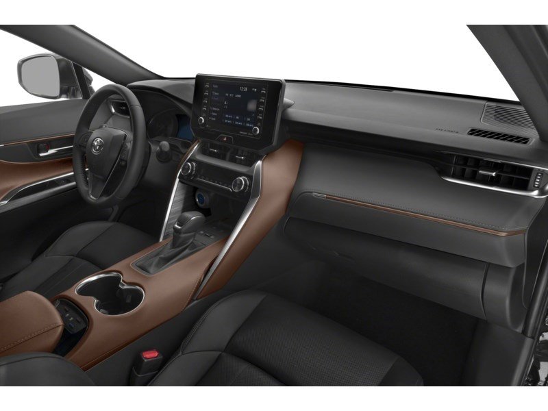 2022 Toyota Venza XLE AWD Interior Shot 1