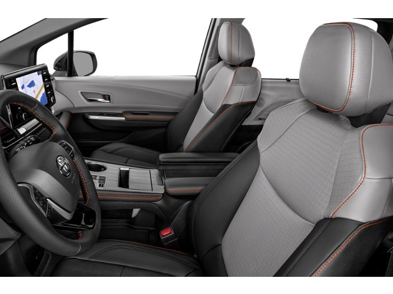 2024 Toyota Sienna XSE 7-Passenger AWD Interior Shot 4