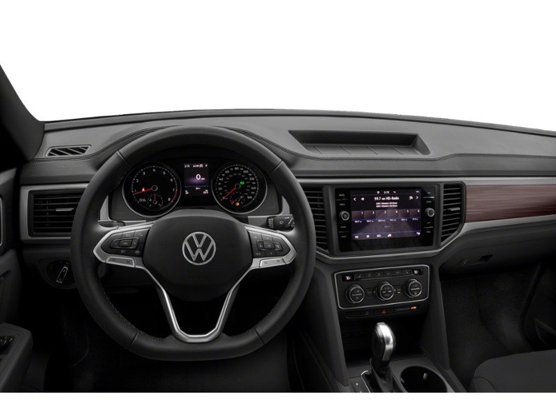 2021 Volkswagen Atlas Comfortline 2.0 TSI 4MOTION Interior Shot 3