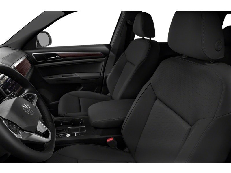 2021 Volkswagen Atlas Comfortline 2.0 TSI 4MOTION Interior Shot 4