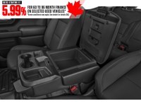 2022 GMC Sierra 1500 4WD Crew Cab 147" SLE Interior Shot 7