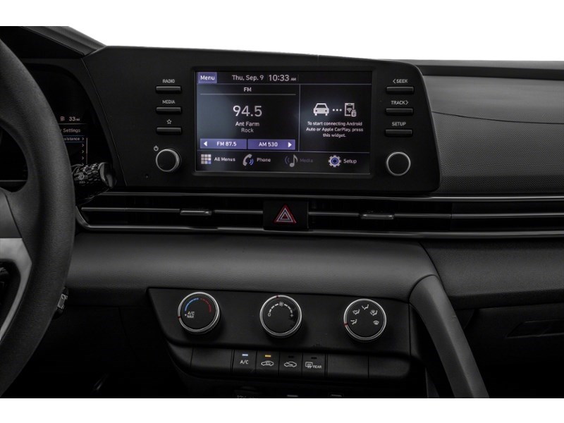 2022 Hyundai Elantra Essential Manual Interior Shot 2