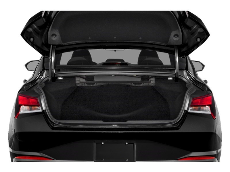 2022 Hyundai Elantra Essential Manual Exterior Shot 4