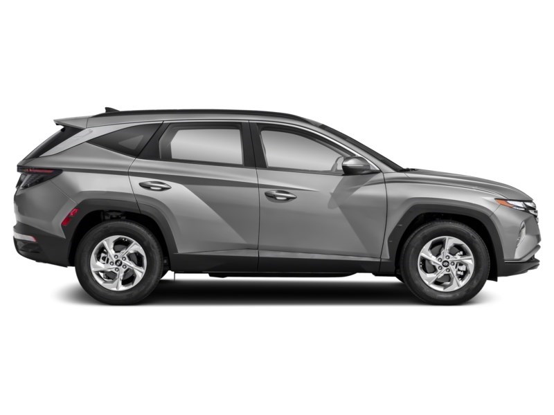 2022 Hyundai Tucson Preferred AWD Exterior Shot 10
