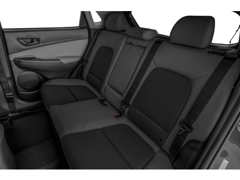 2022 Hyundai Kona 2.0L Essential AWD Interior Shot 5