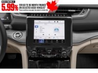 2022 Jeep Grand Cherokee Limited 4x4 Interior Shot 2