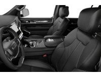 2022 Jeep Wagoneer Series III Interior Shot 4