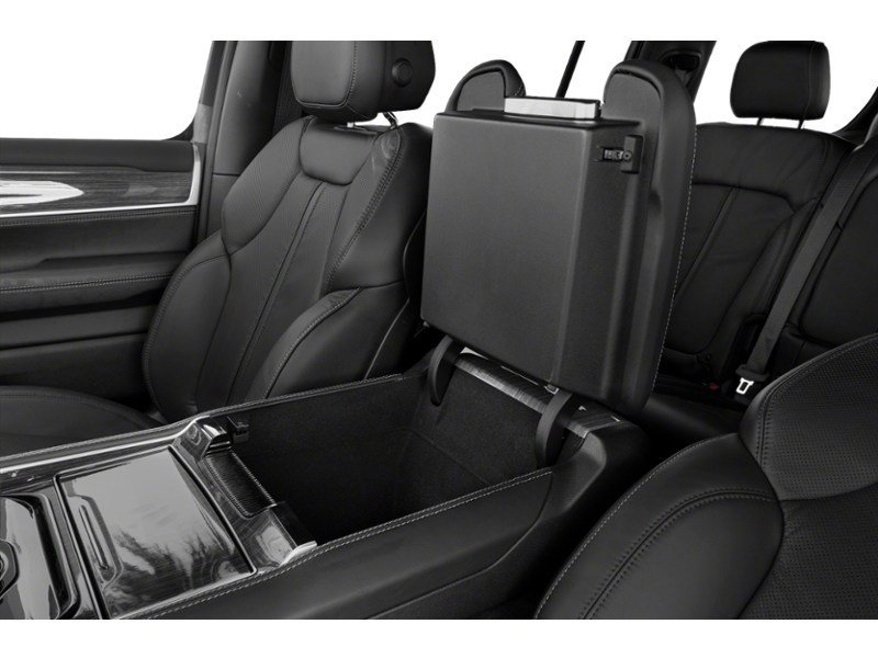 2022 Jeep Wagoneer Series III Interior Shot 7