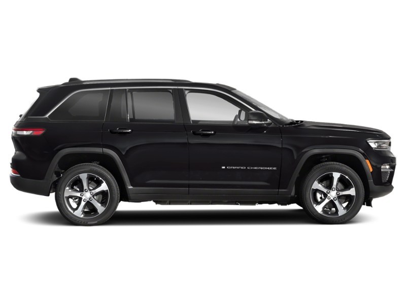 2022 Jeep Grand Cherokee 4xe Trailhawk 4x4 Exterior Shot 10