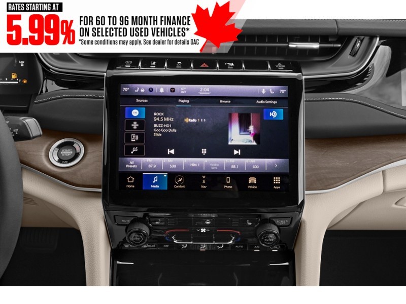 2023 Jeep Grand Cherokee 4xe 4x4 Interior Shot 2