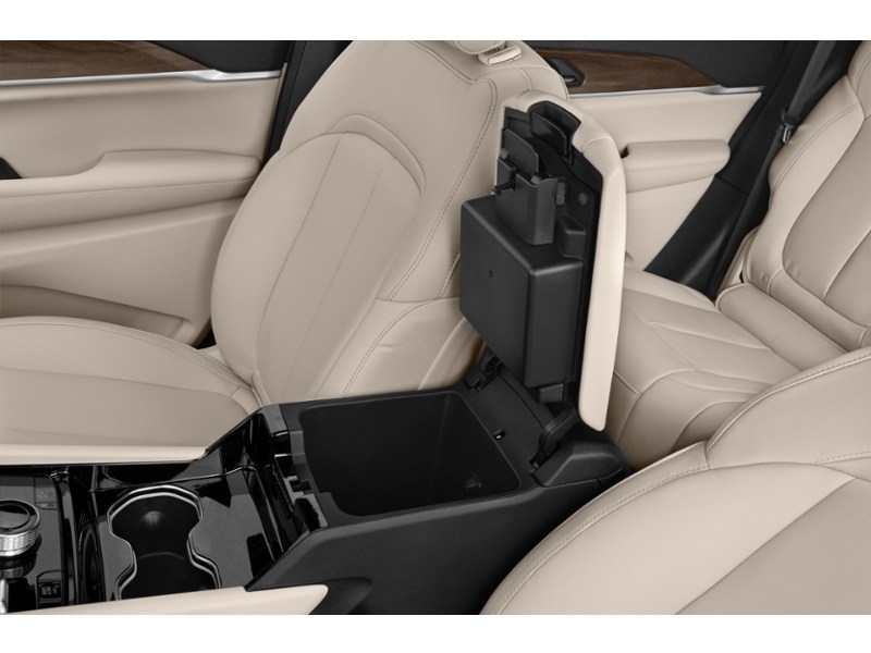 2022 Jeep Grand Cherokee 4xe Trailhawk 4x4 Interior Shot 7